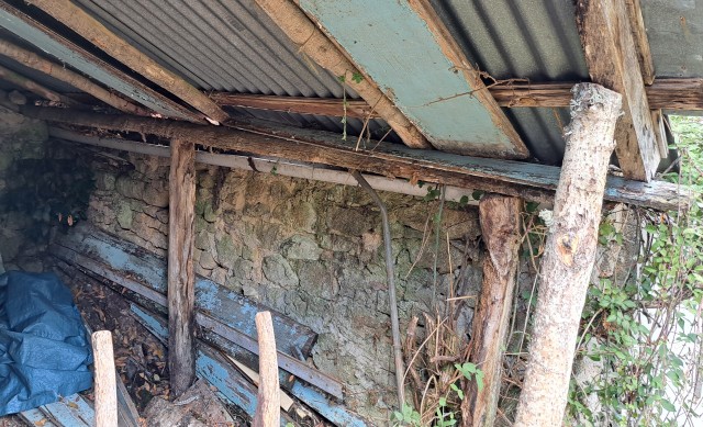 The tumbling tin roof